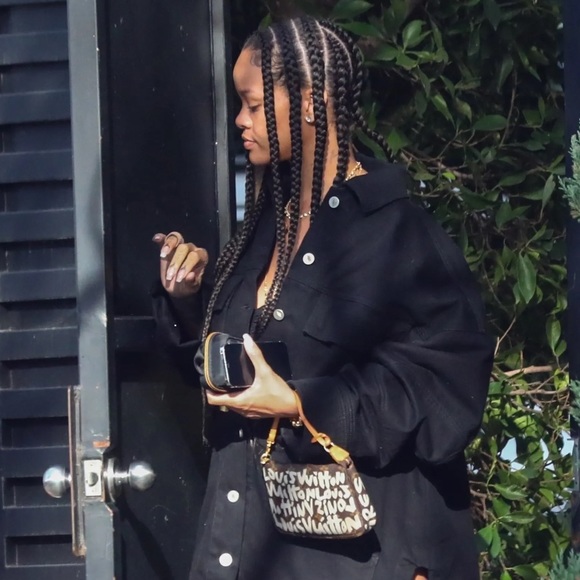 Vintage 2000’s LOUIS VUITTON LV Graffiti Stephen Sprouse Leather Pochette Bag - Picture 1 of 11